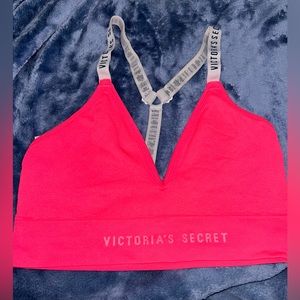 VICTORIAS SECRET RACERBACK SPORT BRA